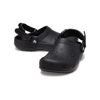 crocs-gallery-color:black; color:Black; alt:ALT110; file:209952_001-ALT110