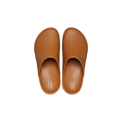 crocs-gallery-color:cognac; color:Cognac; alt:ALT120; file:209366_21N-ALT120