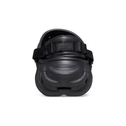 crocs-gallery-color:black; color:Black; alt:ALT160; file:207937_001-ALT160
