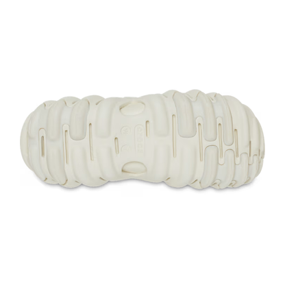 crocs-gallery-color:summit white; color:Summit White; alt:ALT130; file:211996_2MD-ALT130