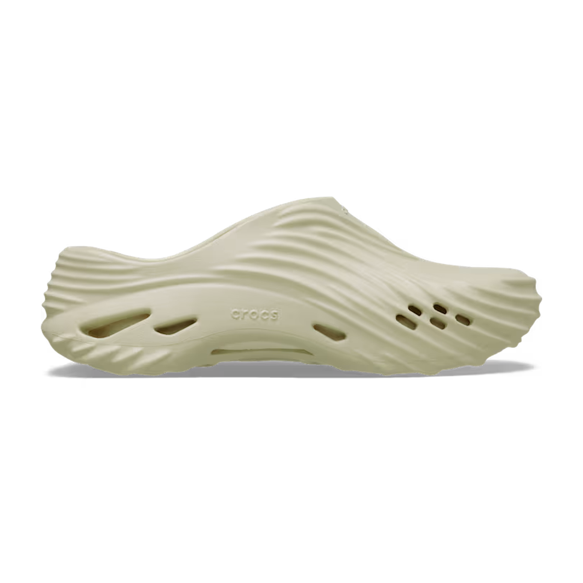 crocs-gallery-color:bone; color:Bone; alt:ALT100; file:210521_2Y2-ALT100