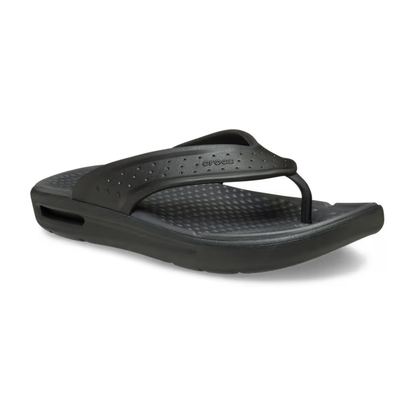 crocs-gallery-color:black; color:Black; alt:ALT140; file:211101_001-ALT140