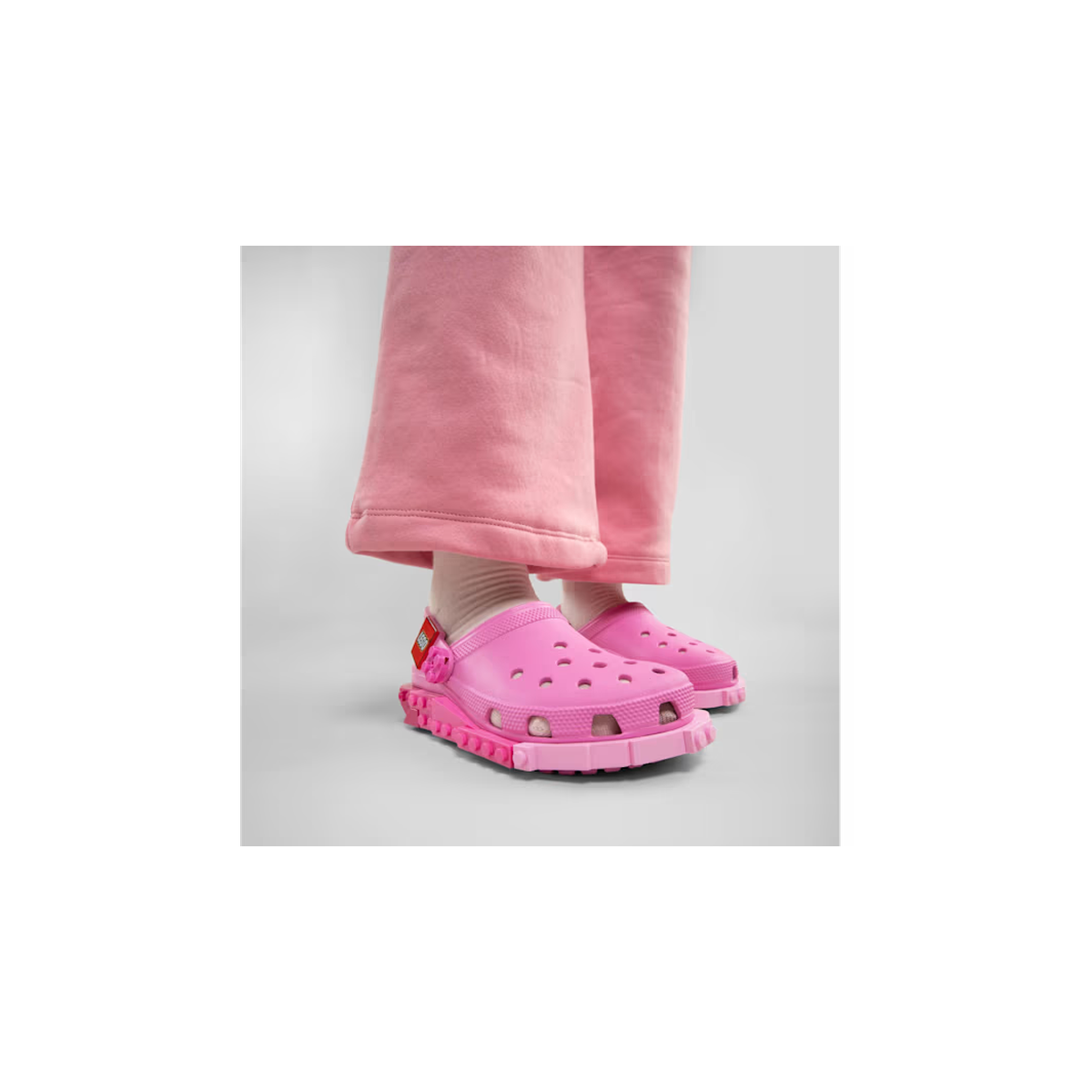 crocs-gallery-color:taffy pink; color:Taffy Pink; alt:ALT160; file:213812_6SW-ALT160
