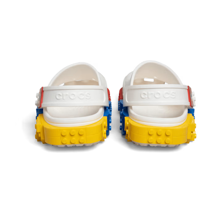 crocs-gallery-color:white; color:White; alt:ALT140; file:213811_100-ALT140
