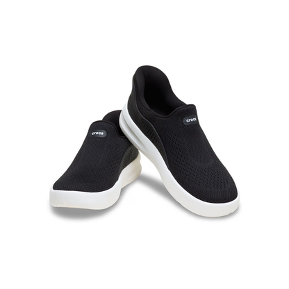 crocs-gallery-color:black; color:Black; alt:ALT110; file:211385_001-ALT110