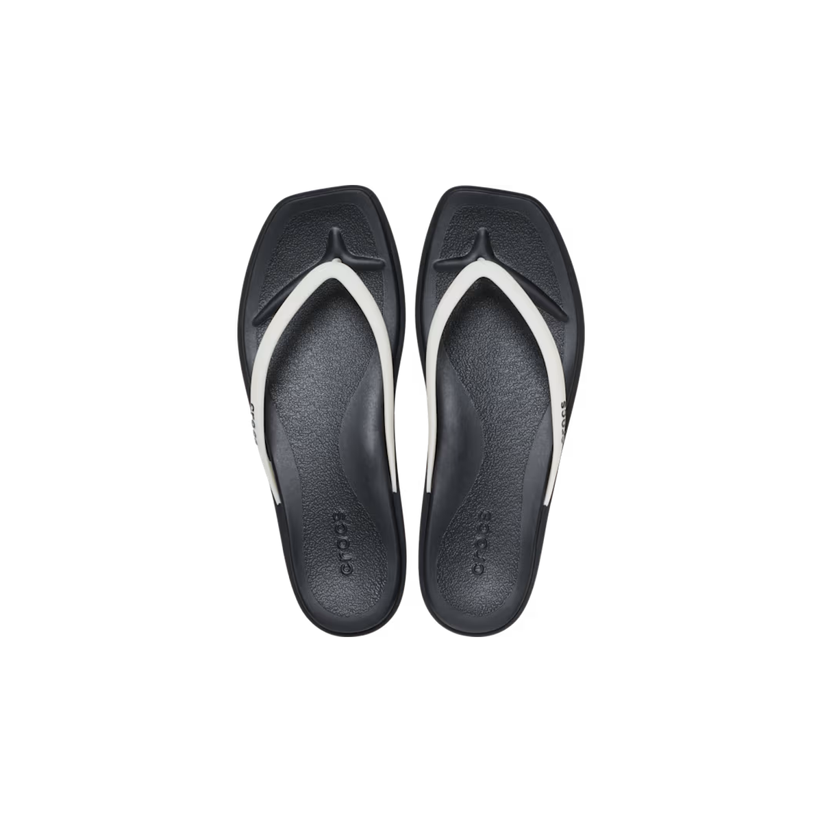 crocs-gallery-color:black/chalk; color:Black/Chalk; alt:ALT100; file:213323_0O5-ALT100