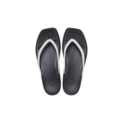 crocs-gallery-color:black/chalk; color:Black/Chalk; alt:ALT100; file:213323_0O5-ALT100