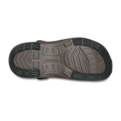crocs-gallery-color:espresso; color:Espresso; alt:ALT130; file:212809_206-ALT130