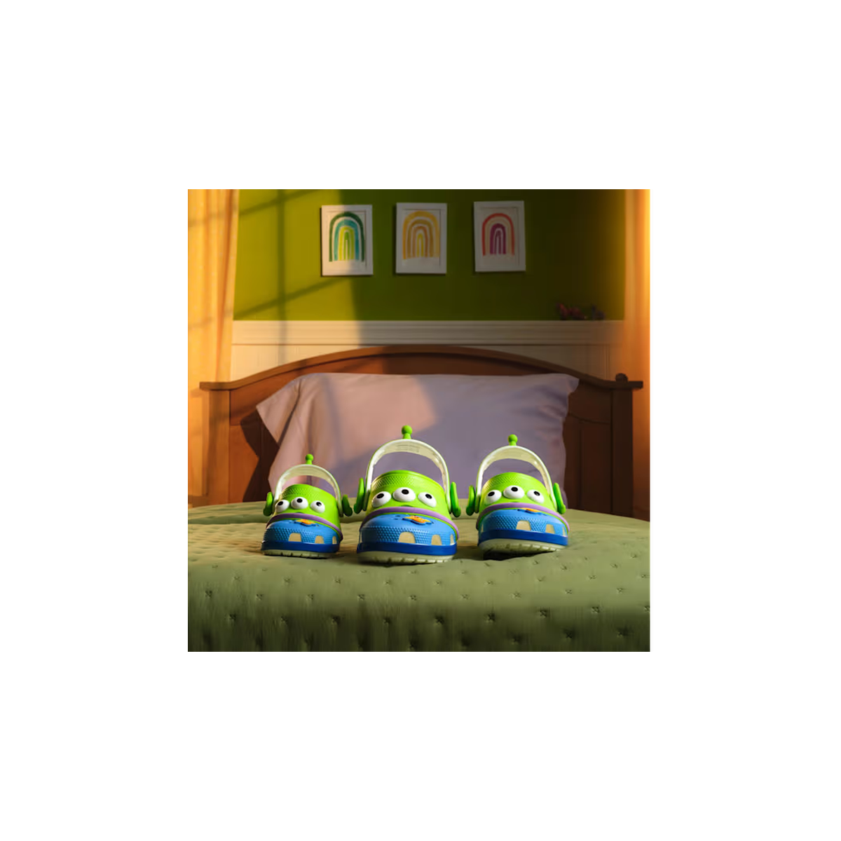 Crocs Toddlers' Disney Pixar's Toy Story Alien Classic Clog ALT140