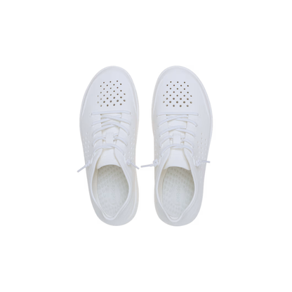 crocs-gallery-color:white/moonlight; color:White/Moonlight; alt:ALT120; file:210832_1VL-ALT120